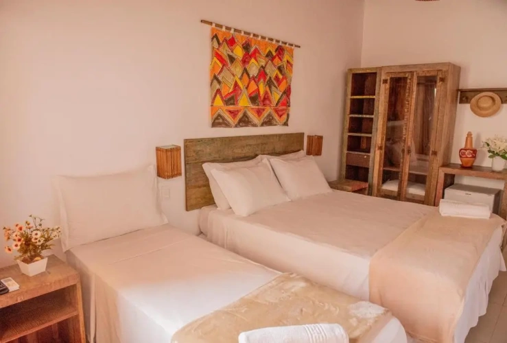 Standard Triple room