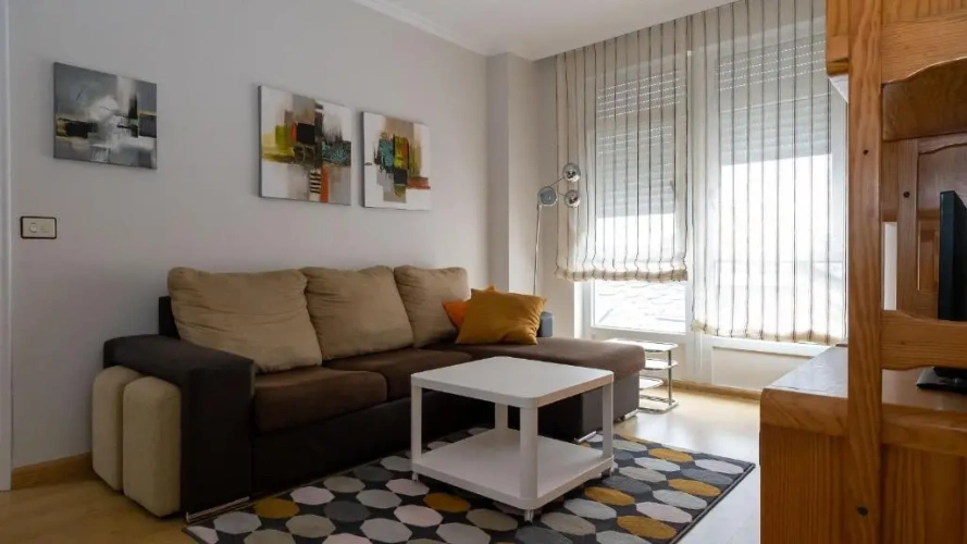 2 Bedrooms Apartment