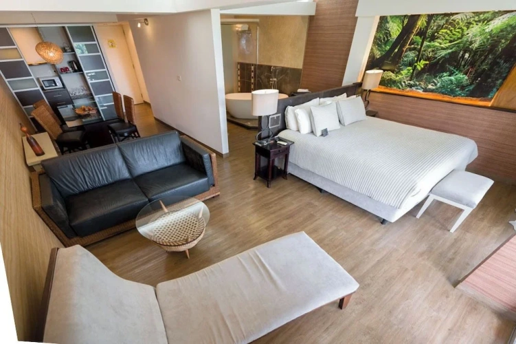 Suite