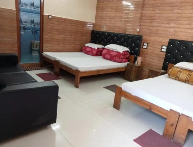 Deluxe Quadruple room