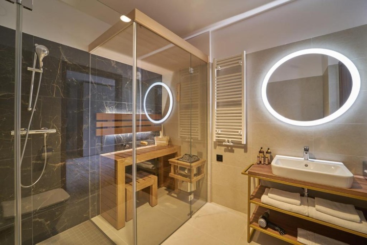 Standard Studio