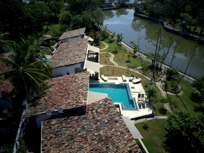 1 Bedroom Bungalow with bay view
