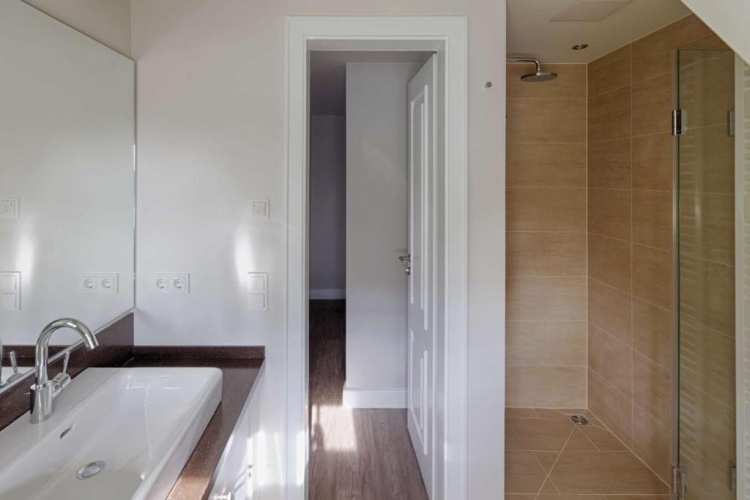 Rantum Dorf - Ferienappartments im Reetdachhaus 1& 2