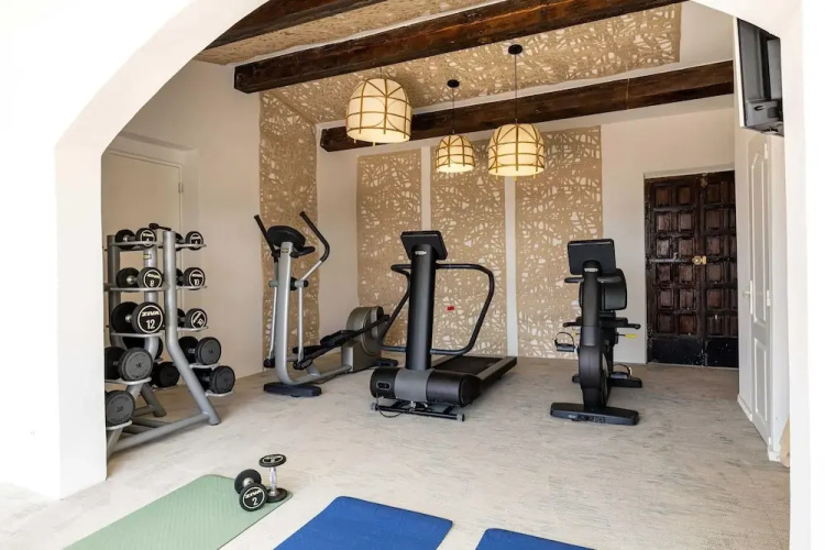 Splendid Flat in Provencal Villa 1br/3p