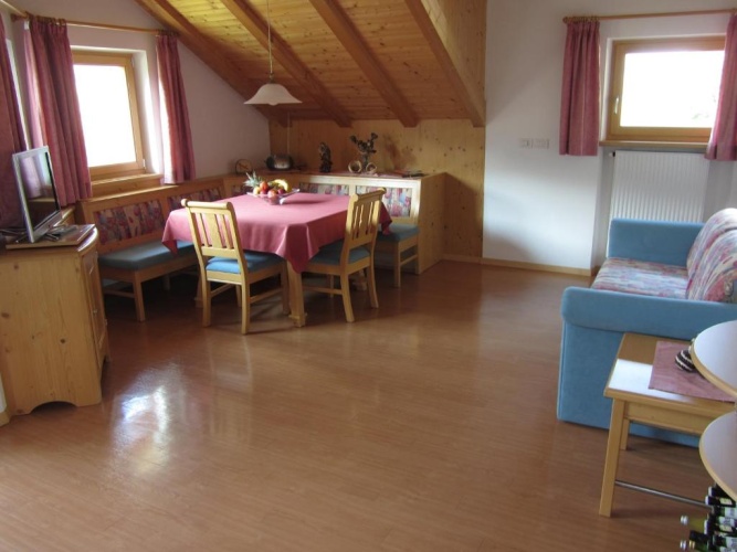 2 Bedrooms Apartment with balcony