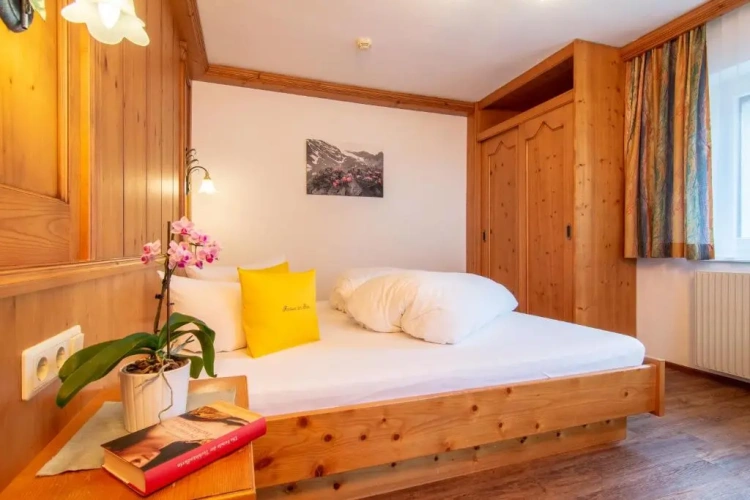 1 Bedroom Basement Apartment