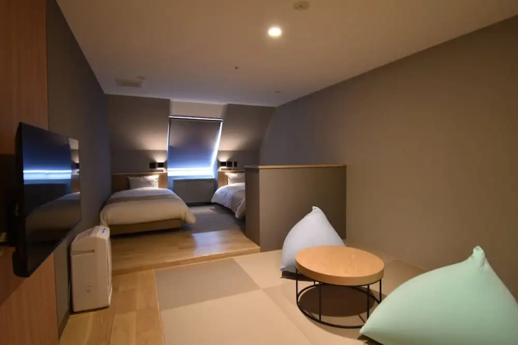 Premium Twin Family room