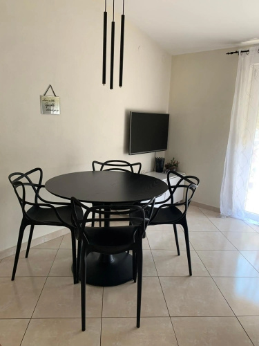 Cozy Apartment w/ WiFi+Parking+2 Bikes