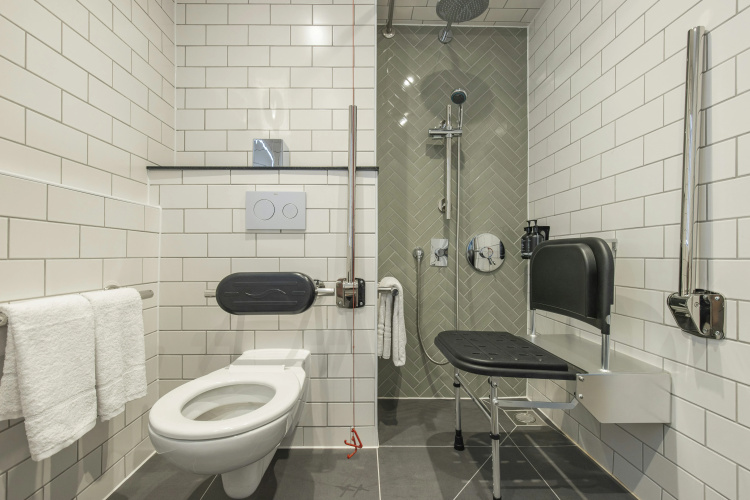 Holiday Inn Bristol Airport photo 11