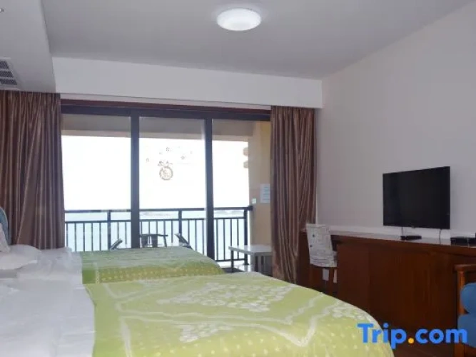 1 Bedroom Suite with balcony and with view