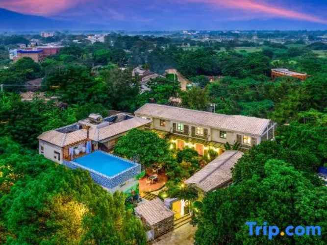 Weizhou Island Flora Private Garden Resort B&B (Shell Beach)