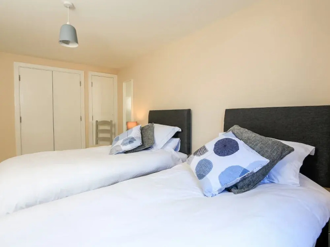 12 Combehaven