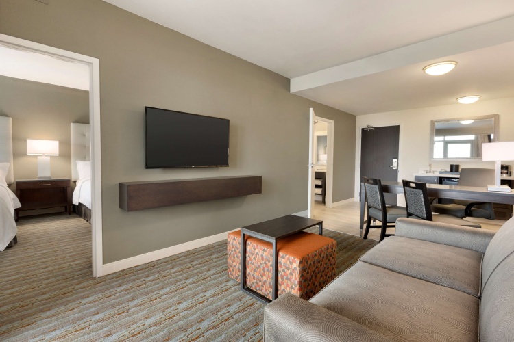 Embassy Suites by Hilton Greenville Downtown Riverplace photo 6