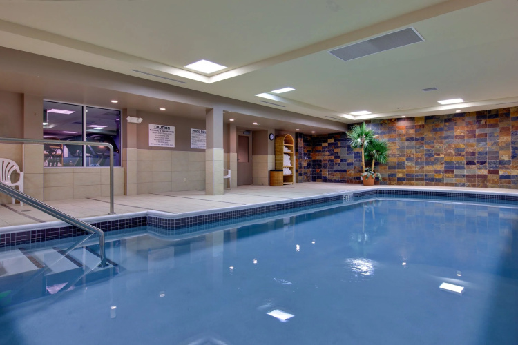 Holiday Inn Express & Suites Chatham South photo 18