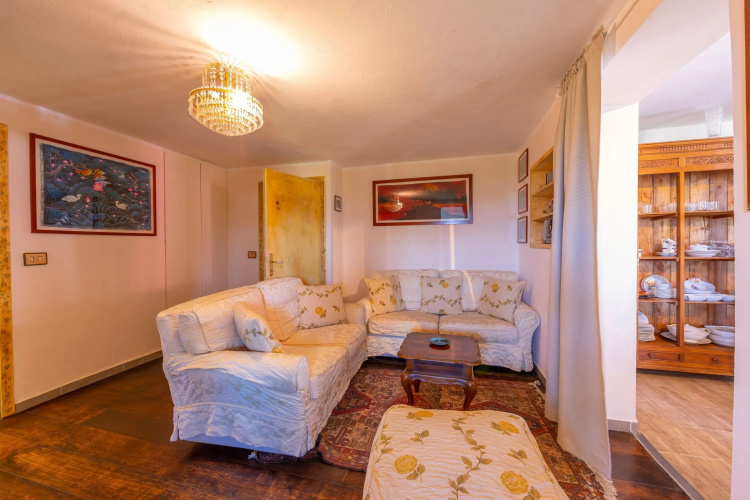 Casa Punta Bianca