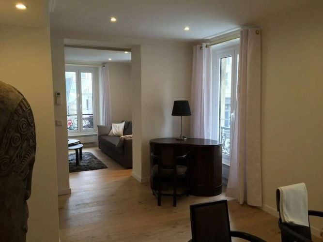 Bellechasse Suite Apartment