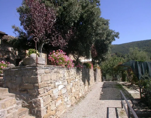 2 Bedrooms Cottage