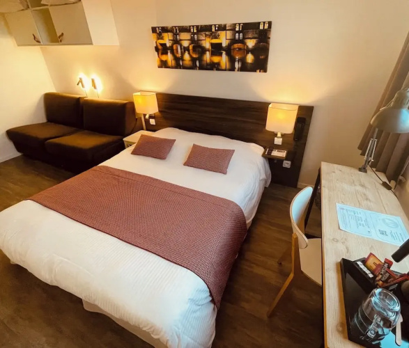 ALS Hotel