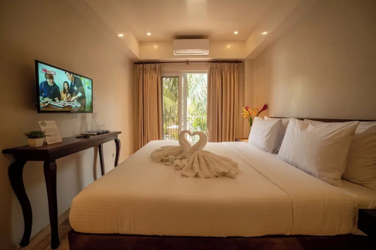 Bernardos Lantia Hotel
