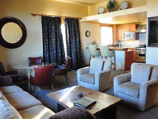 3 Bedrooms Luxury Club Suite