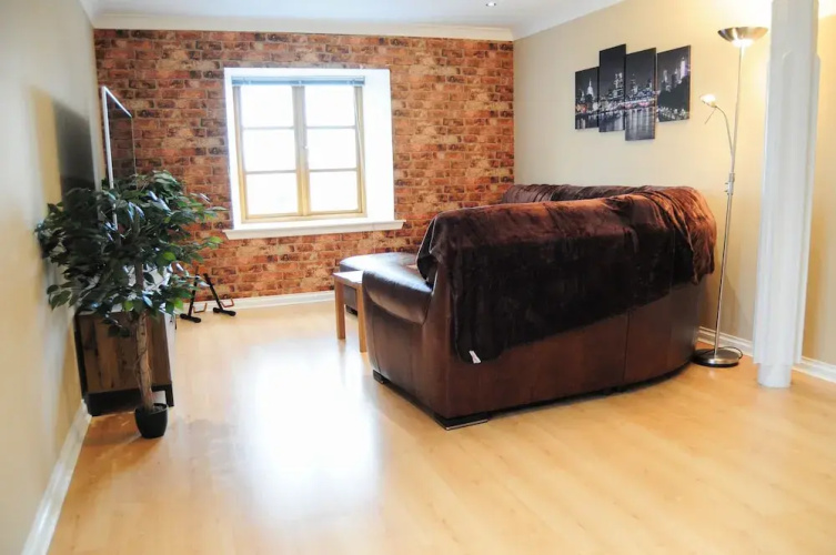 Spiers Wharf Apartment