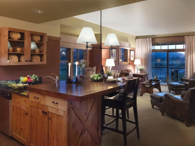 1 Bedroom Luxury Suite