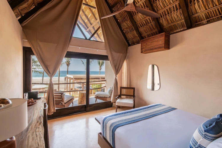 Suite with balcony and with ocean view