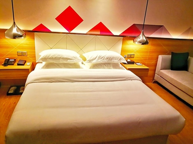 Deluxe Single room