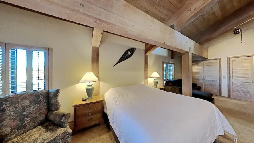 410 4 Bedroom Condo
