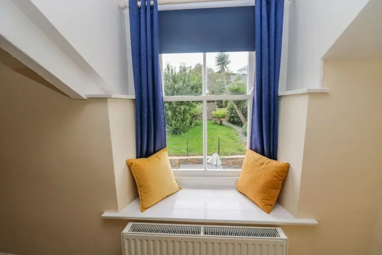 1 Dormer Villas