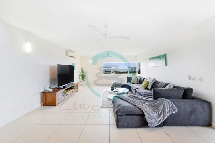 Zen Ocean View Ph Spacious Living Pool Parking