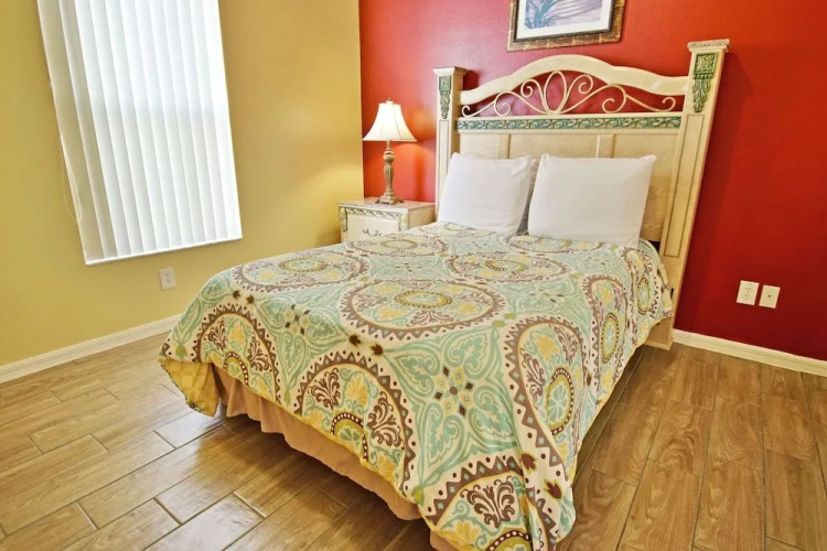 1039-Casa Tuscana By Redawning