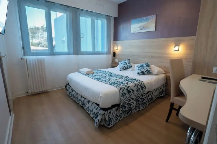 Standard Double room with courtyard view