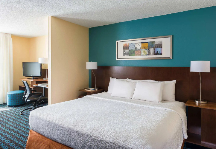 Fairfield Inn & Suites Dallas Park Central