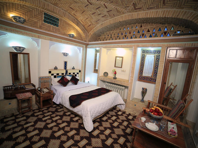 Moshir Al-mamalek Hotel
