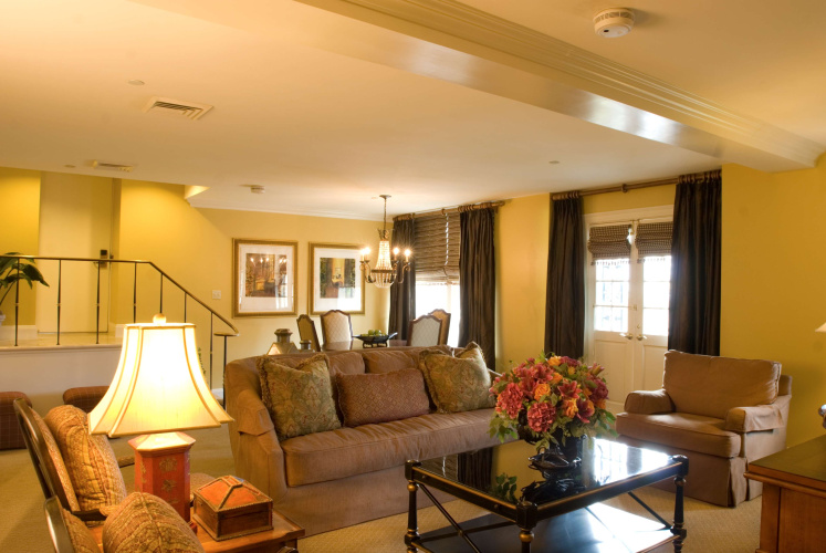 Bienville House