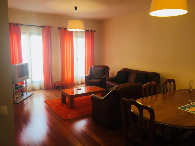 Estacada Apartment