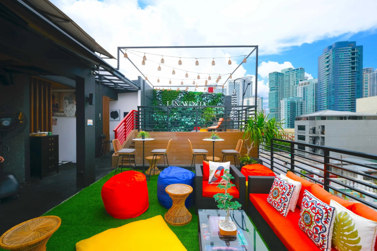 UNWND Boutique Hotel Makati