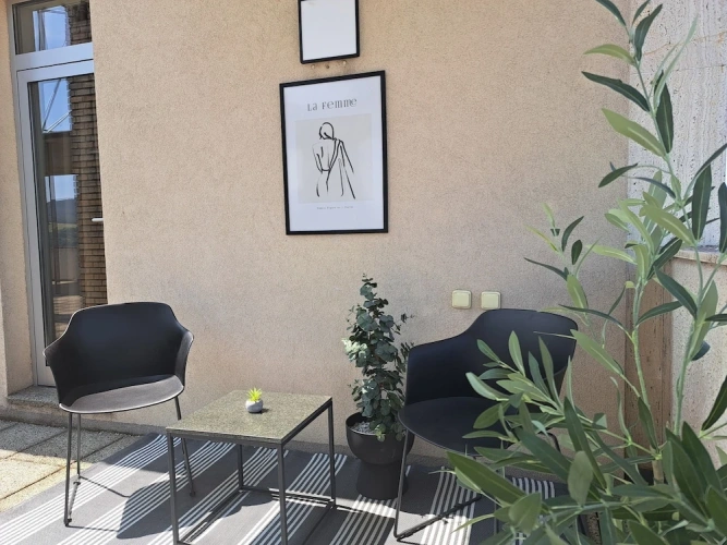 Deluxe Apartment