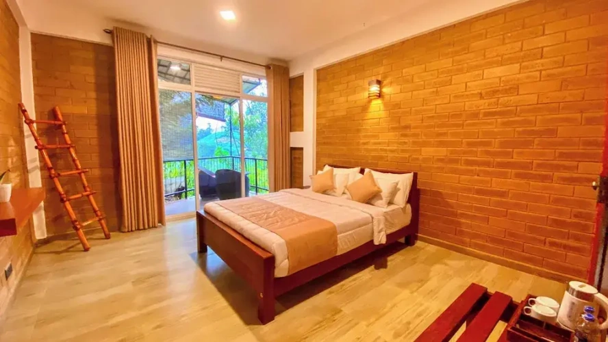Deluxe Double room with balcony and with mountain view