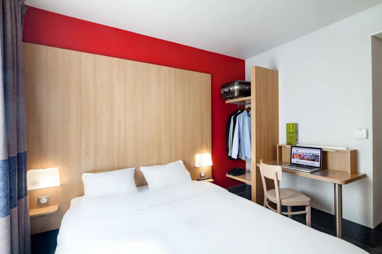 B&B HOTEL LILLE Tourcoing Centre