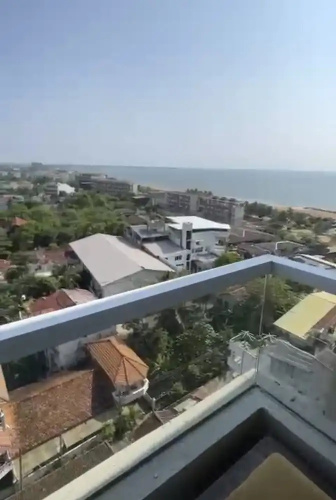 Studio - Sleeps 3 - Pool - Parking - Balcony