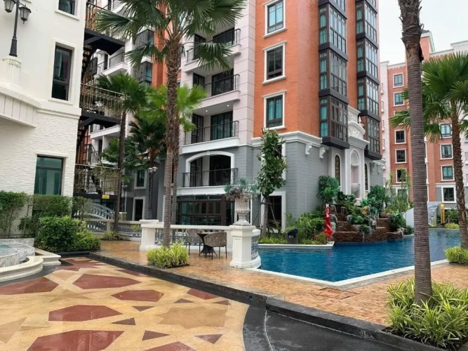 1 Bedroom Apartment