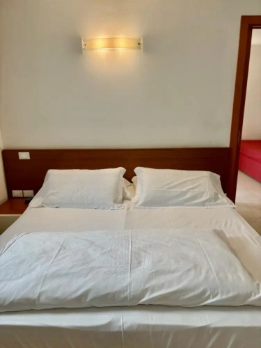 Deluxe Double Suite