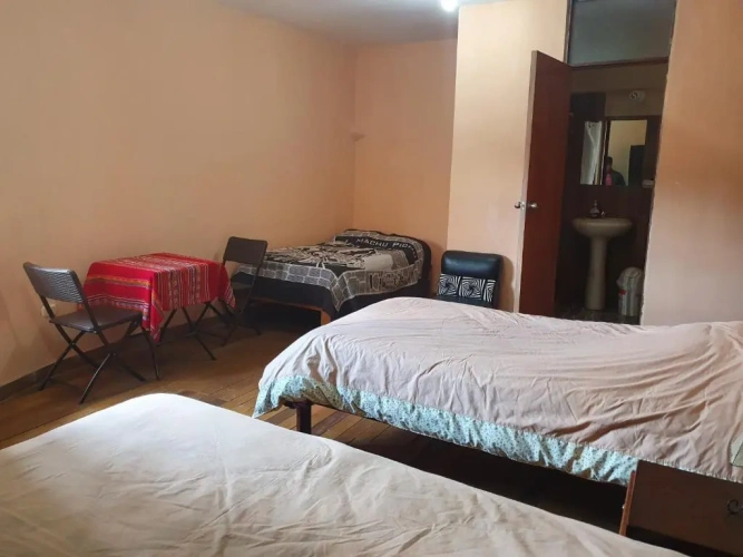 Standard Triple room