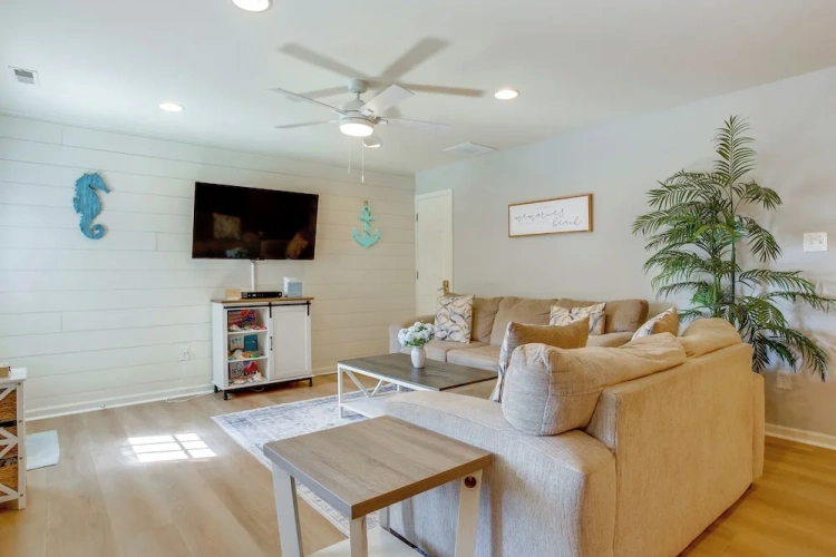 3 Bedrooms Apartment with balcony