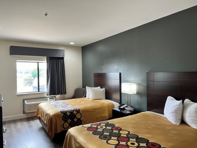 Quadruple room