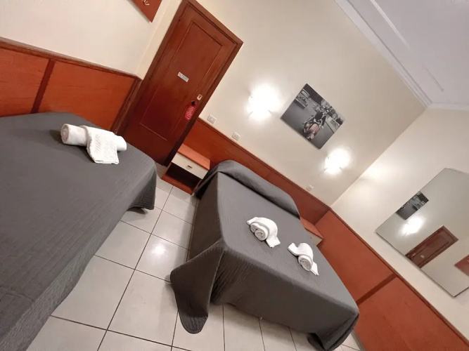 Alius And Freerome Hotel
