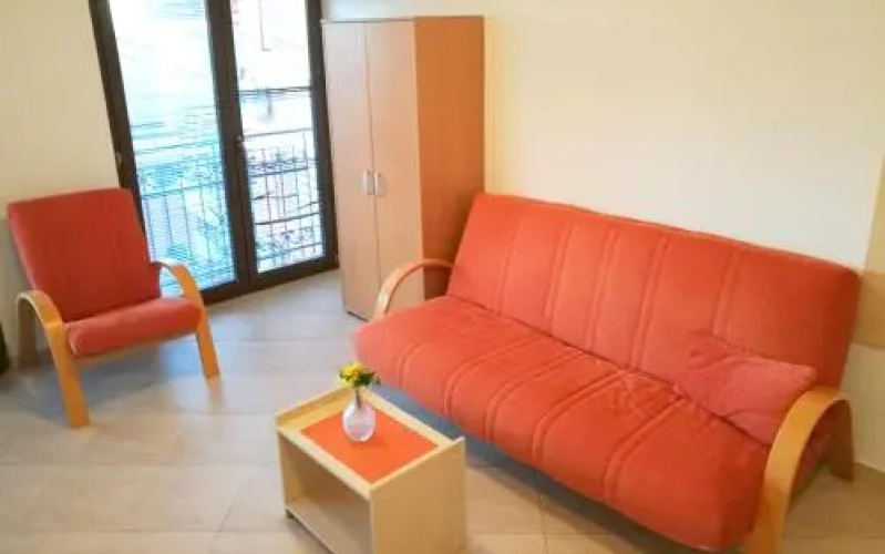 Apartment Orange