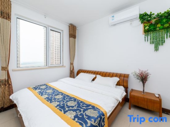 2 Bedrooms Standard Family room